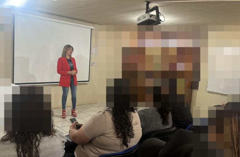 Promueven sana convivencia entre padres de familia en escuela primaria