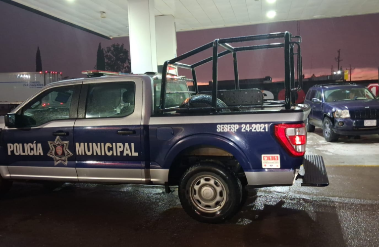 Reportan incumplimiento de pago de combustible en gasolinera de Los Manzanos