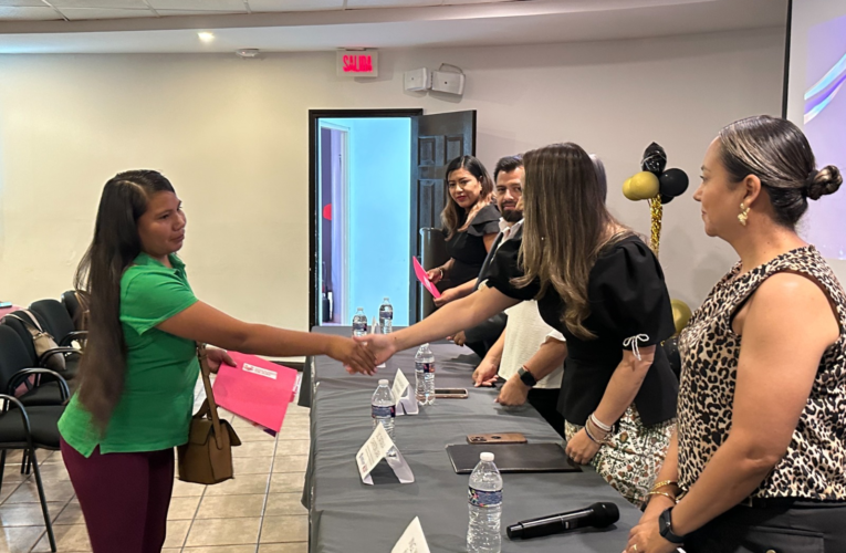 CEJUM Chihuahua reconoce a usuarias que concluyeron capacitaciones y educación básica