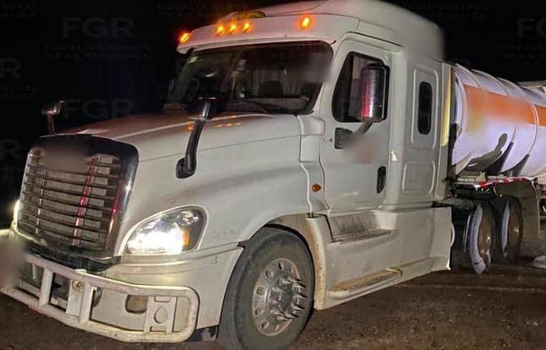 Vinculan a proceso a hombre por transportar más de 32 mil litros de hidrocarburo en Chihuahua